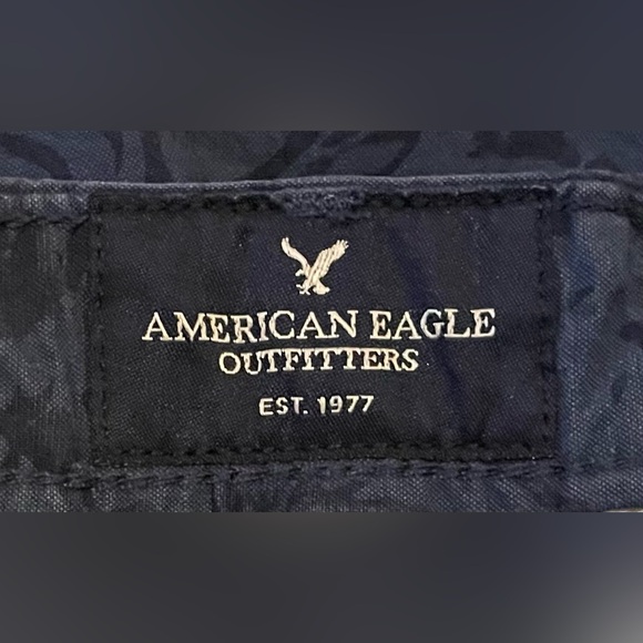 American Eagle Men’s Size 31 Blue Floral Chino Shorts Cotton Beach Preppy Flat - Picture 8 of 9